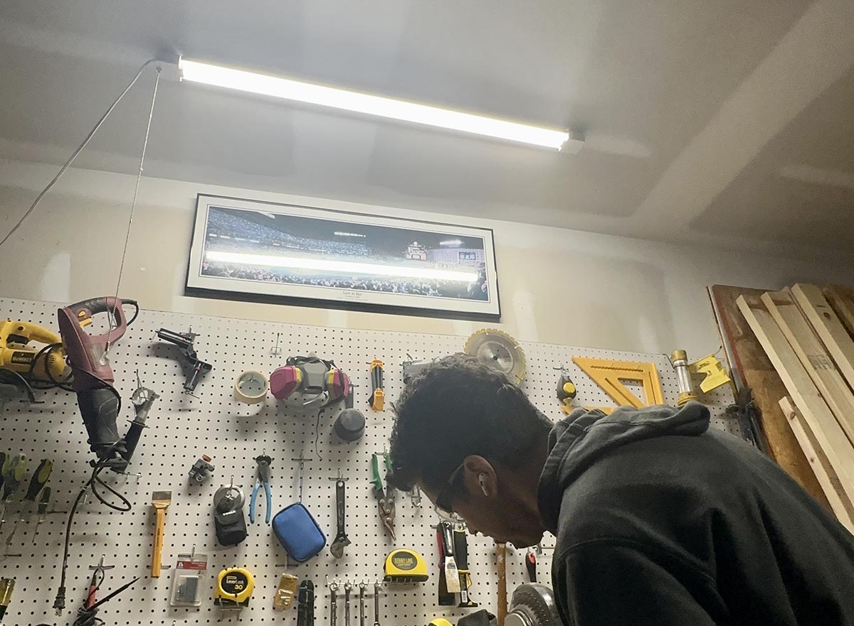 The Best Garage Lighting Option