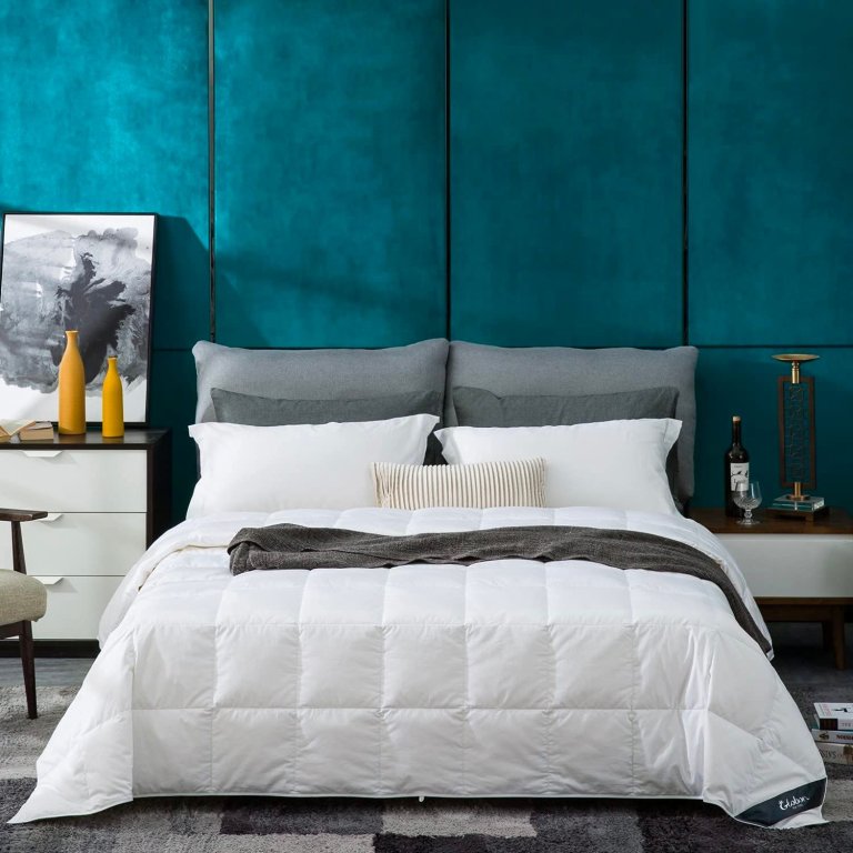  The Best Down Comforter Option: Globon Texcote Summer Down Comforter