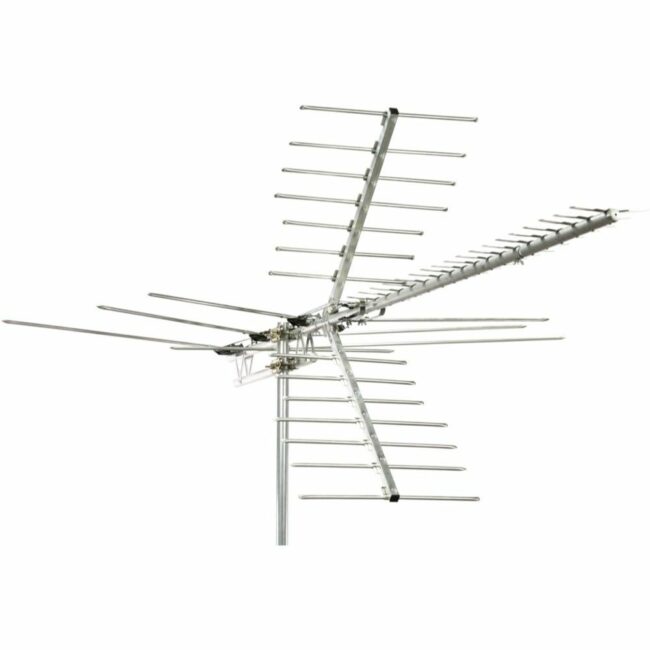  The Best Outdoor TV Antennas Option: Channel Master Digital Advantage 100 Antenna