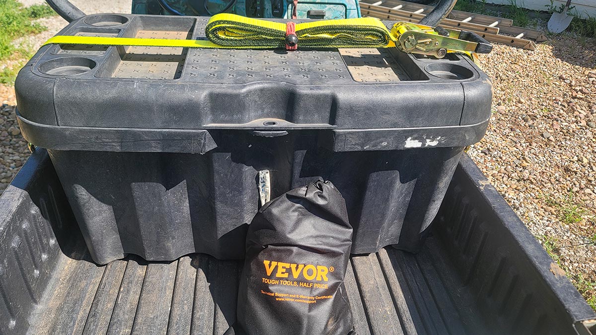 Vevor ratcheting straps in use