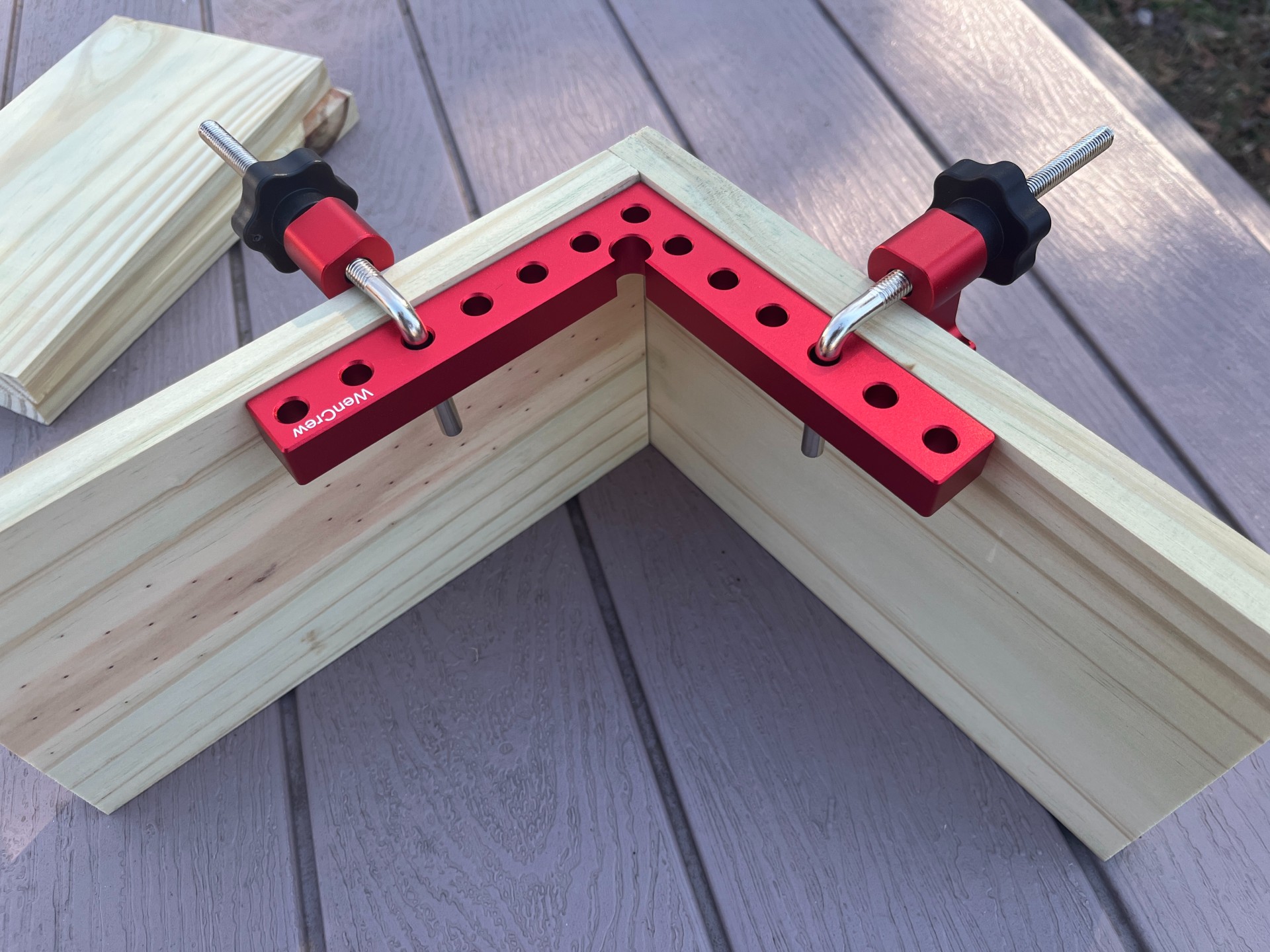 WenCrew Corner Clamp