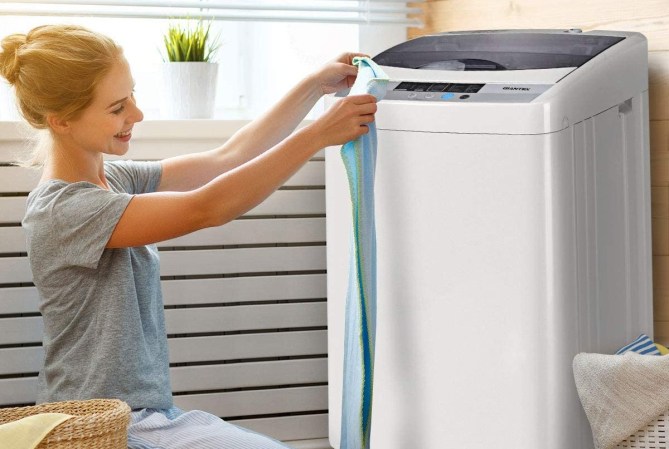 The Best Portable Washing Machines for the Home and Travel