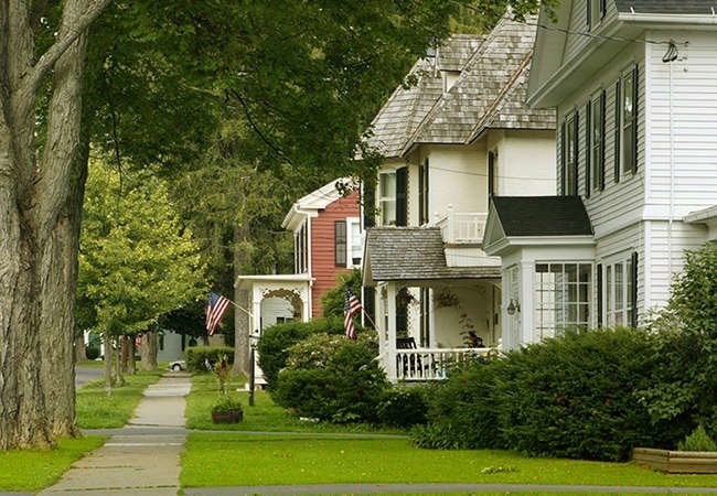 12 Things I Wish I Had Known Before Moving to a Small Town