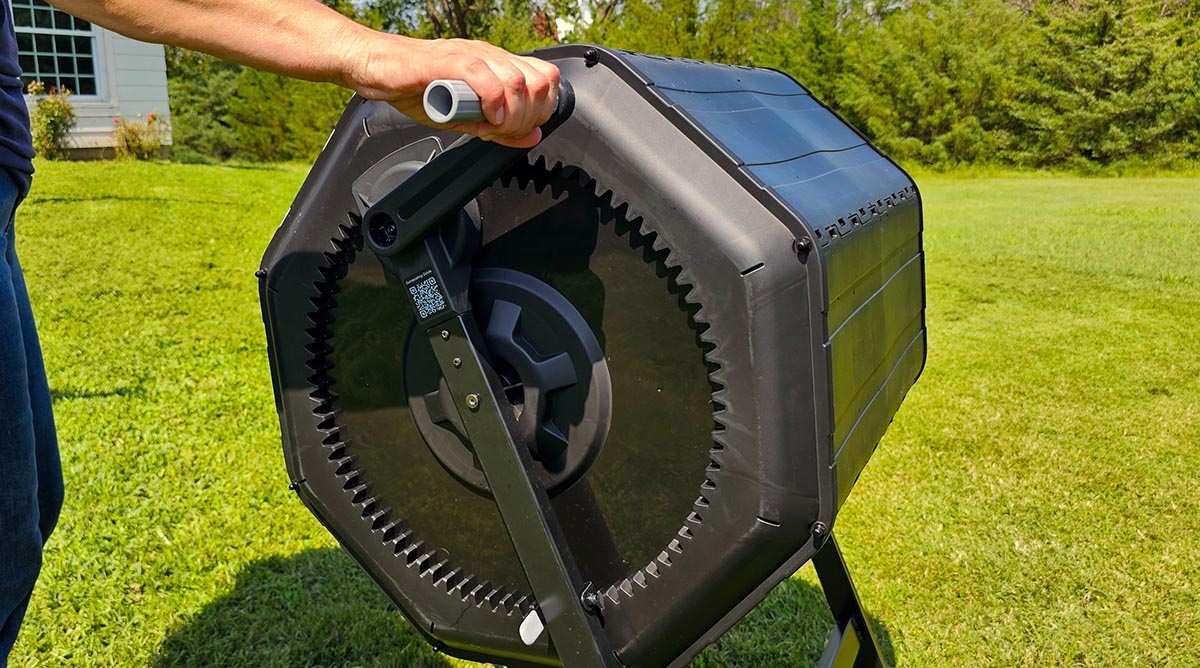 Rotating the Exaco Compost Tumbler