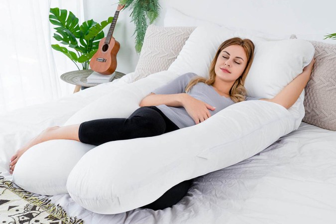 The Best Wedge Pillows for Your Bed
