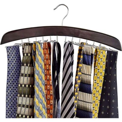 The Best Hangers Option: Richards Homewares Wooden Tie Rack