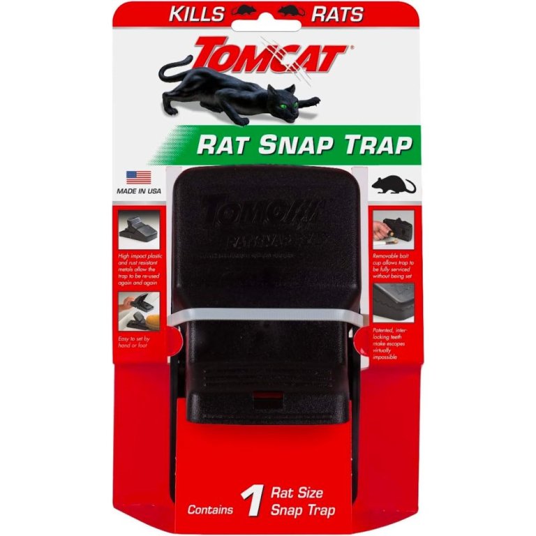  Tomcat Rat Snap Trap on a white background