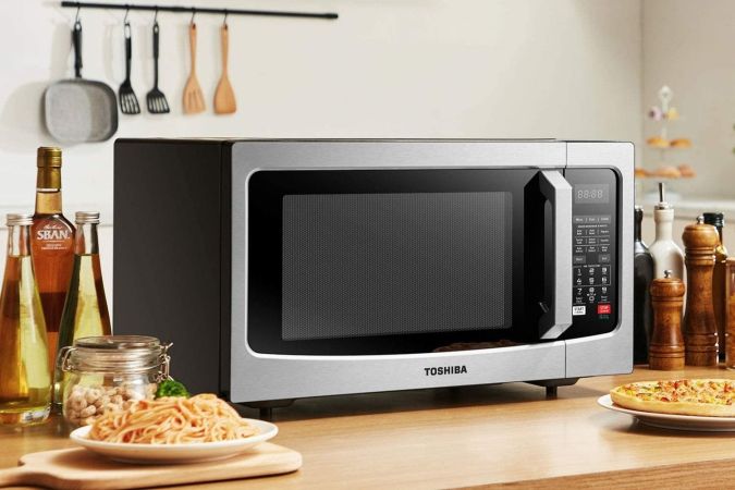 The Best Small Microwaves for Areas With Limited Counter Space