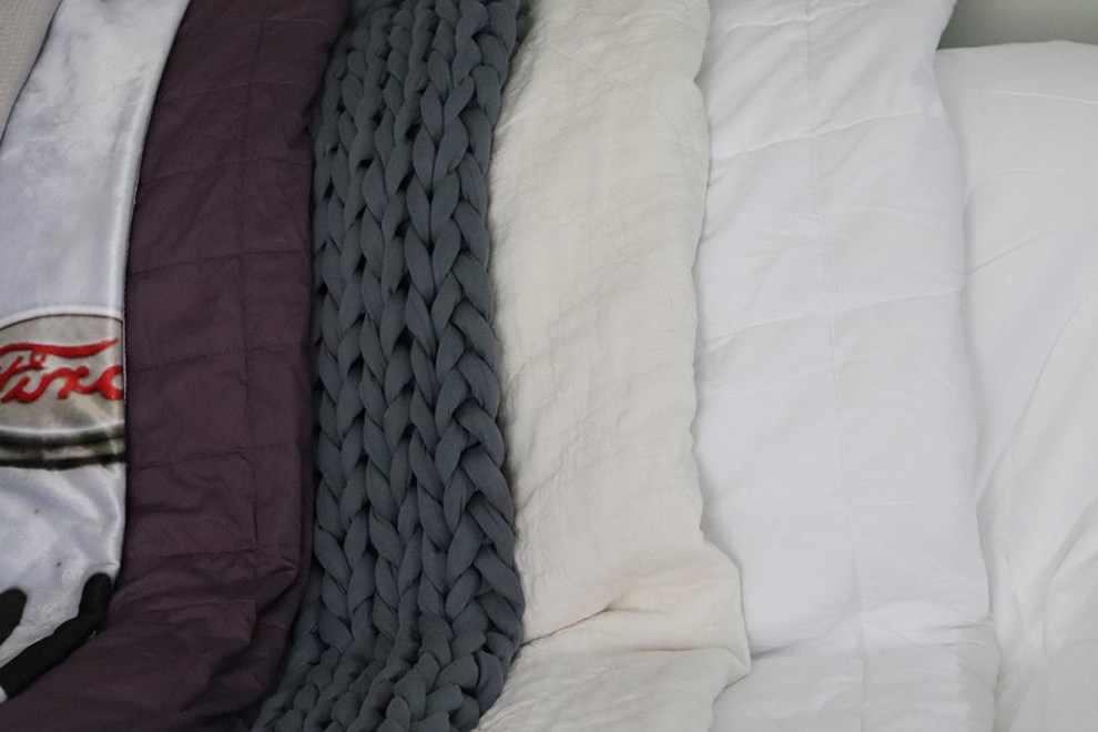 The Best Cooling Blankets - Tested by Bob Vila