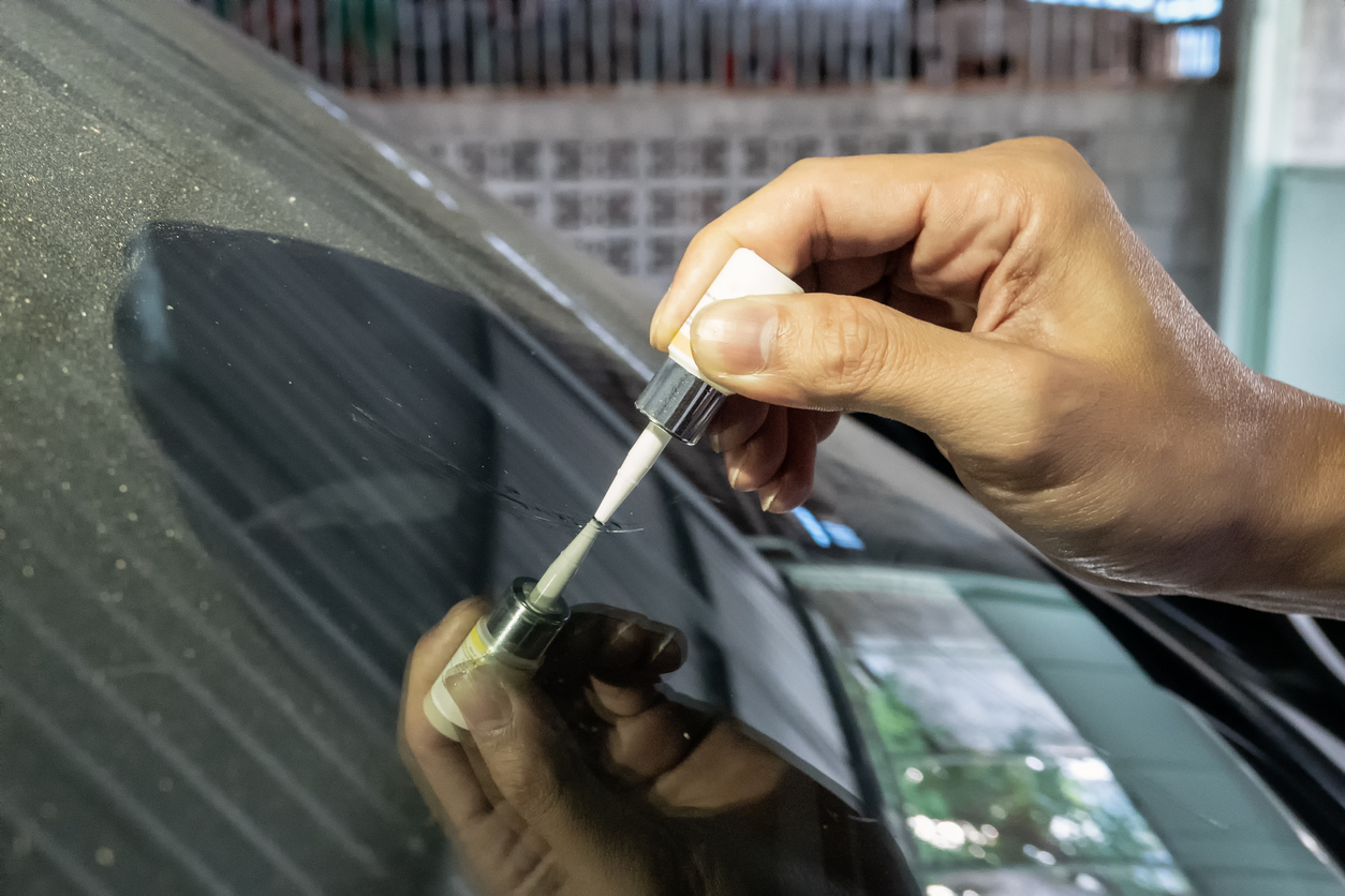 The Best Glue for Glass Repair Projects