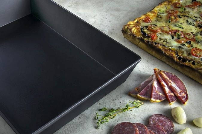 The Best Pizza Pans for Home-Cooked Pies