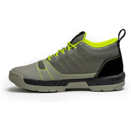  The Kujo Yardware Kujo Yard Shoes on a white background.