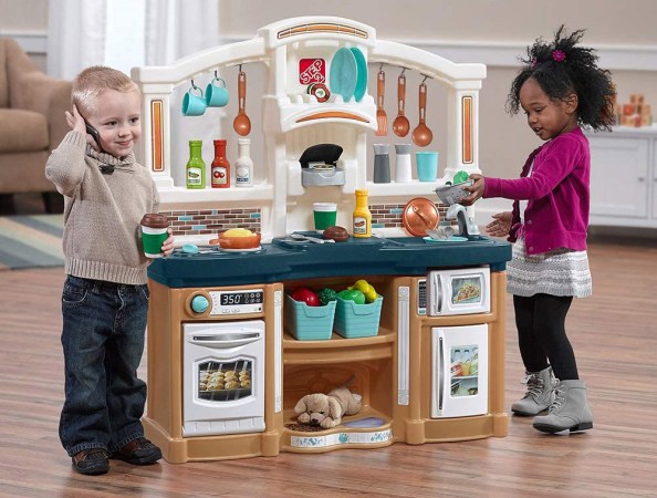 The Best Toy Boxes for Households with Children