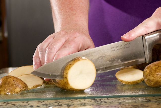3 Potential Hazards of Glass Cutting Boards