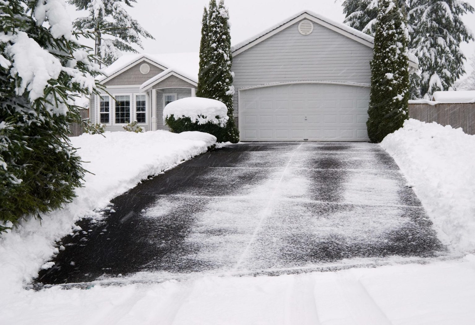 The Dos and Don’ts of Using Ice Melt - Bob Vila - How Long Does Ice Melt Last Once Applied