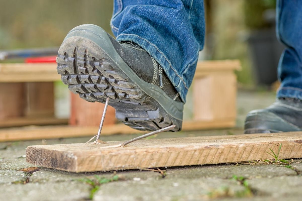 The Best Shoes for Roofing Option