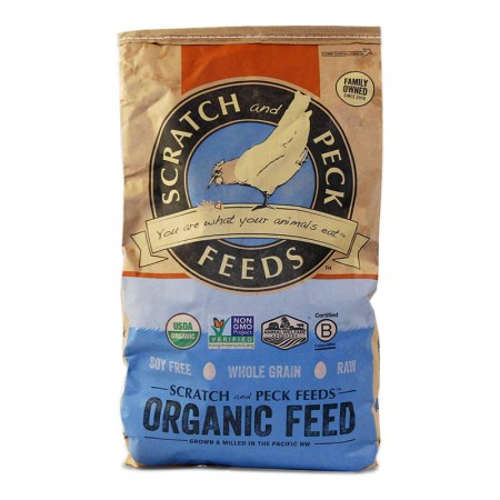 Scratch and Peck Feeds Organic Layer Feed with Corn
