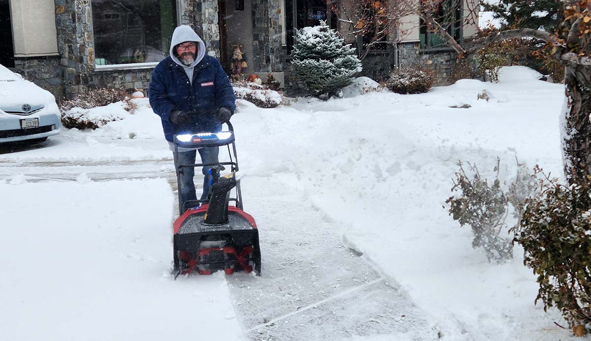 The Best Electric Snow Blower Options