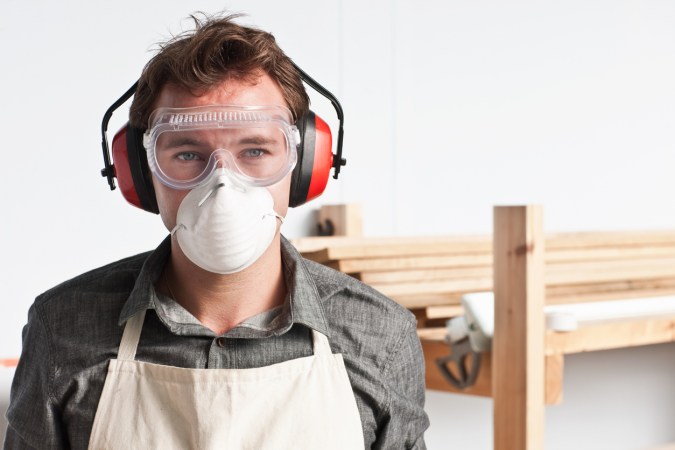 The Best Dust Masks for Woodworking and Other DIY Projects