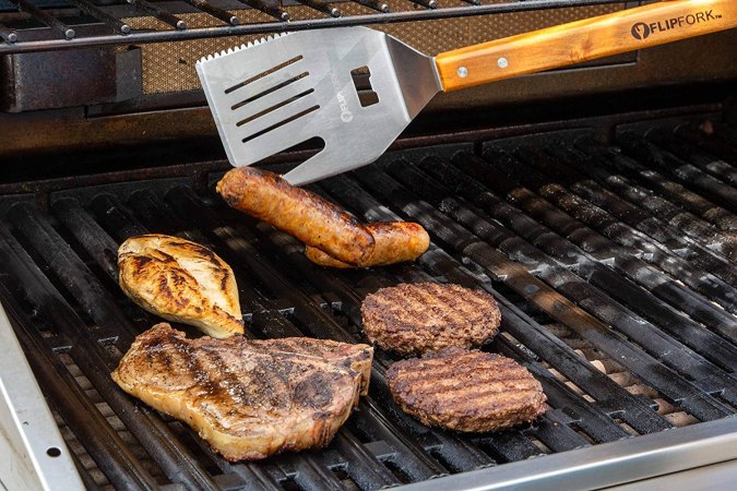 The Best Grill Spatula for Your Outdoor Cooking