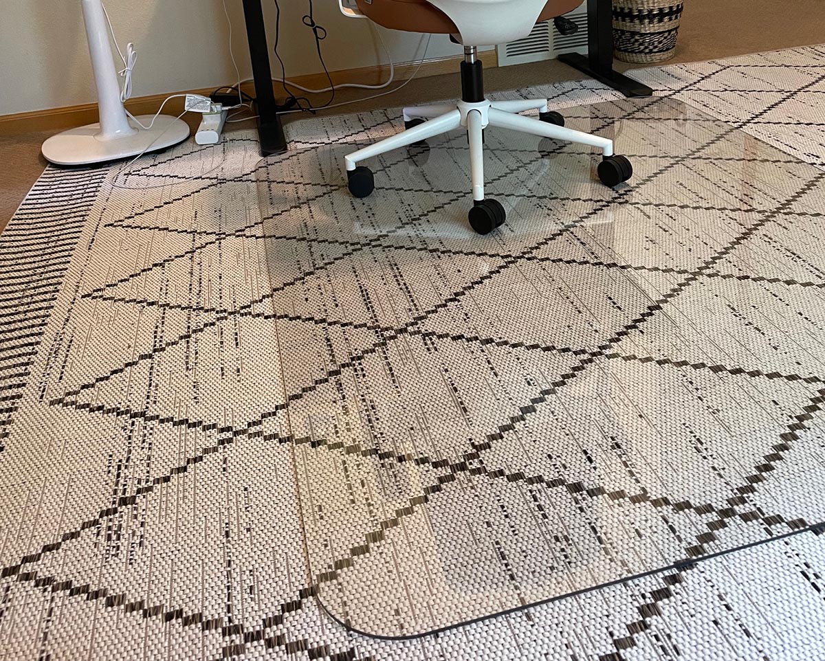 MuArts Crystal Clear Upgraded Heavy-Duty Chair Mat