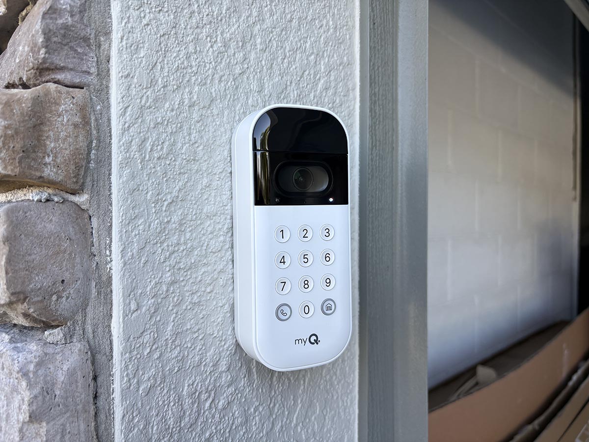MyQ garage door lock 02
