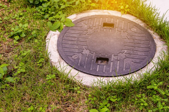 How Much Does It Cost to Replace a Septic Tank and Drain Field?