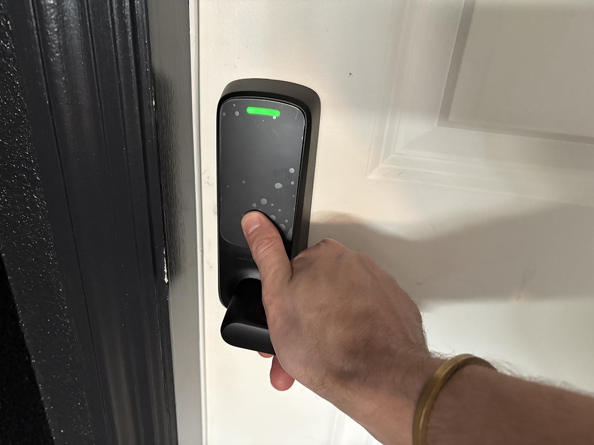 Ultraloc latch 5 fingerprint
