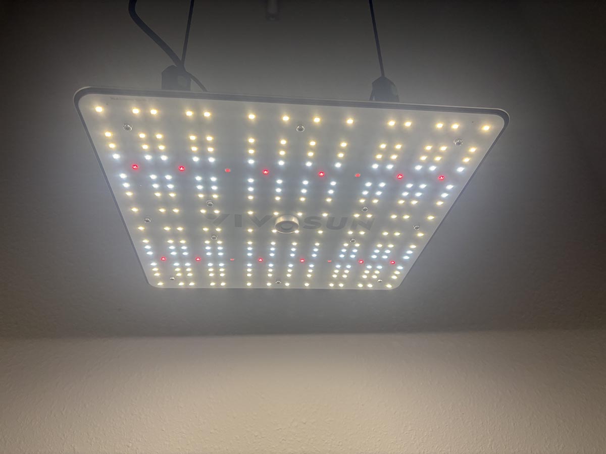 Vivosun grow light