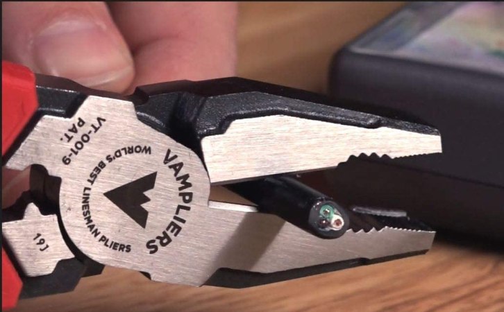 The Best Lineman Pliers for Electrical Work in Your Home
