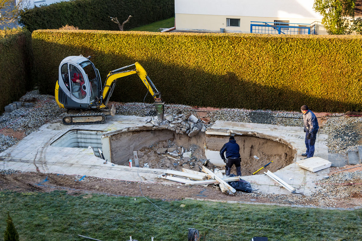 How to Build a Pool Excavation