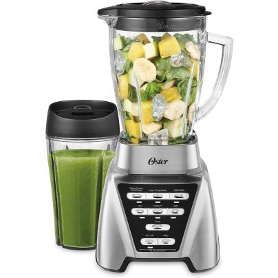 The Best Blender for Ice Option: Oster Blender Pro 1200 with Glass Jar, 24-Ounce