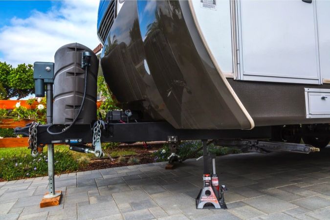 The Best Car Lifts for Home Garages