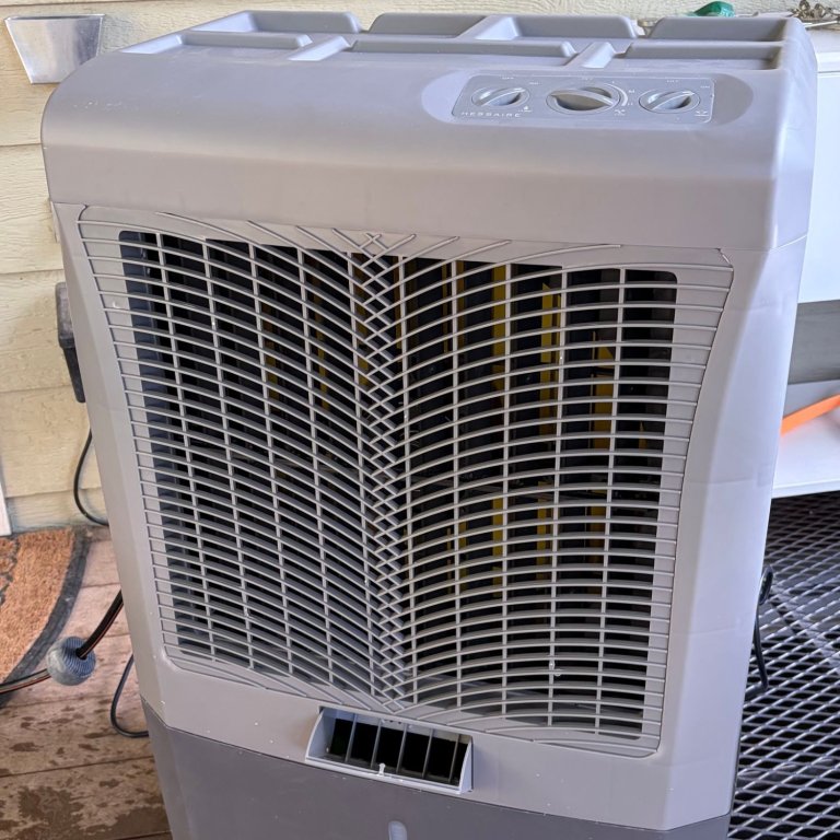 Hessaire MC37M 3100 CFM Evaporative Air Cooler