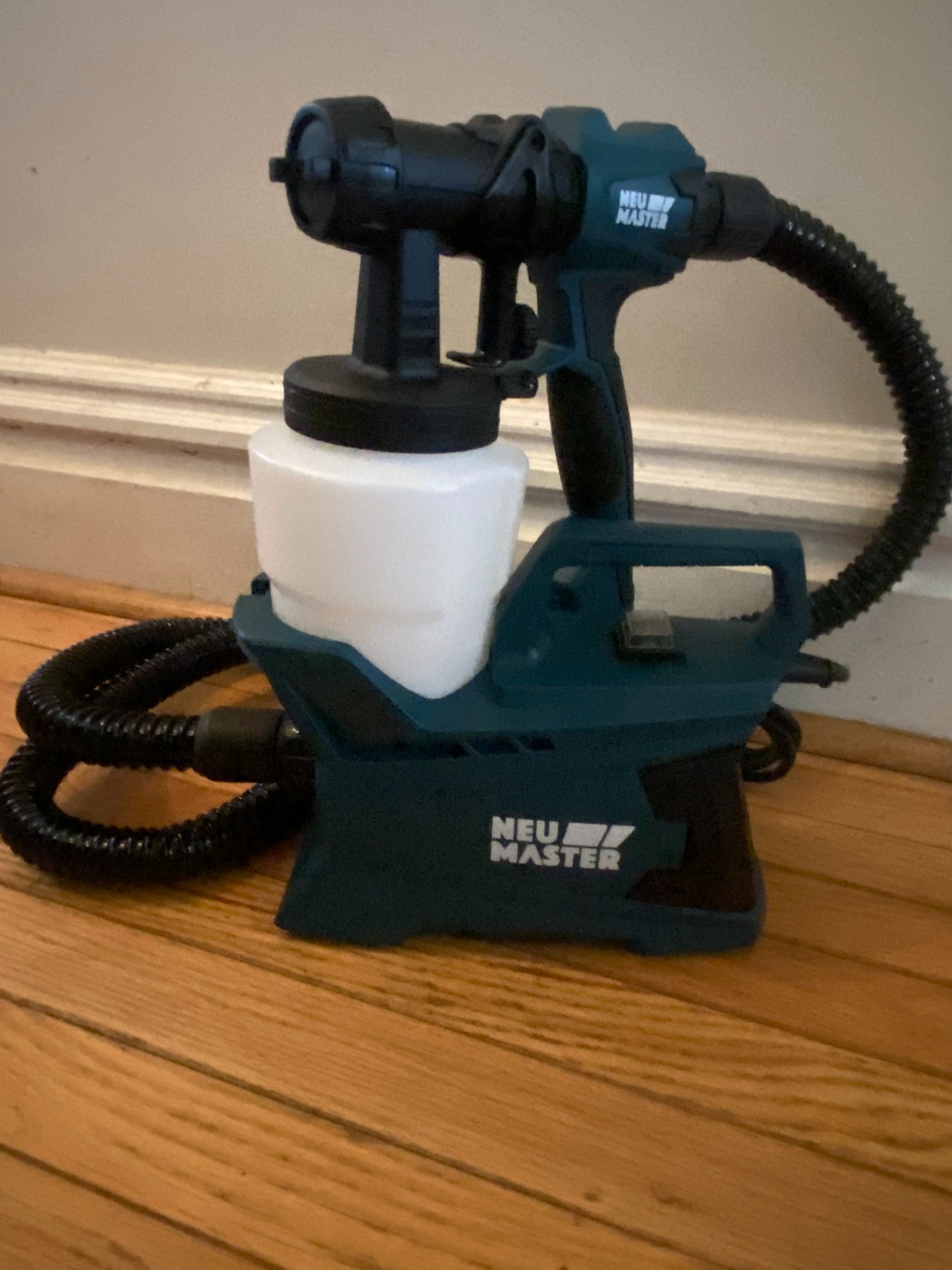 Neumaster Paint Spray Gus Option 