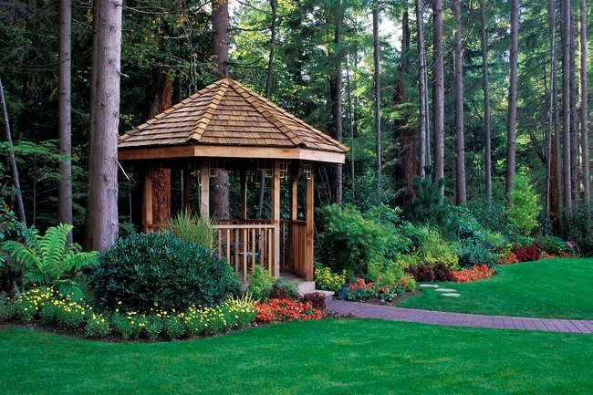 10 Gazebo Kits You Can Buy and Build Yourself