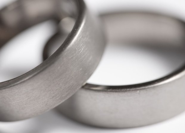 does titanium rust