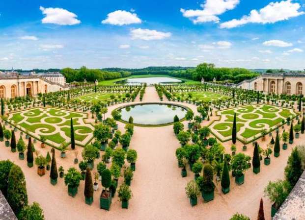 9 Famous Gardens to Inspire Your Next Project