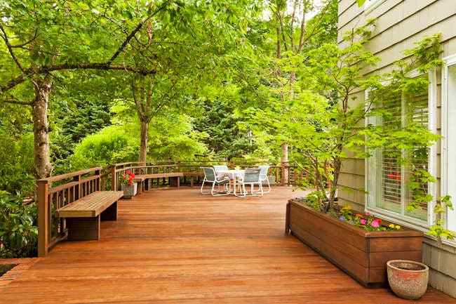 8 Ways to Save Your Deck From Sun Damage