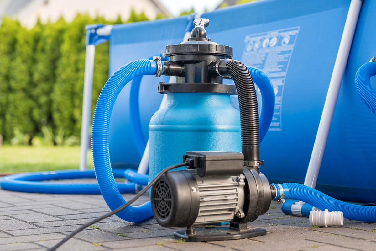 How to Maintain a Pool Backwash the Filter