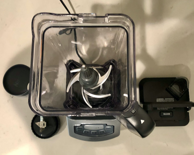 Make Smoothies at Home That are Actually Smooth Ninja BL660 Blender Review