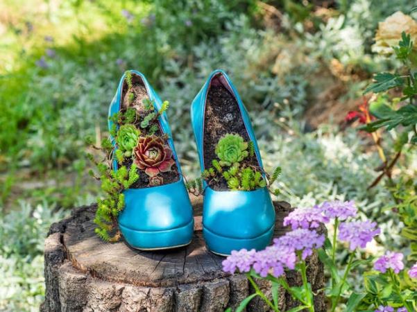 13 Beautiful DIY Flower Pot Ideas for Your Porch or Garden