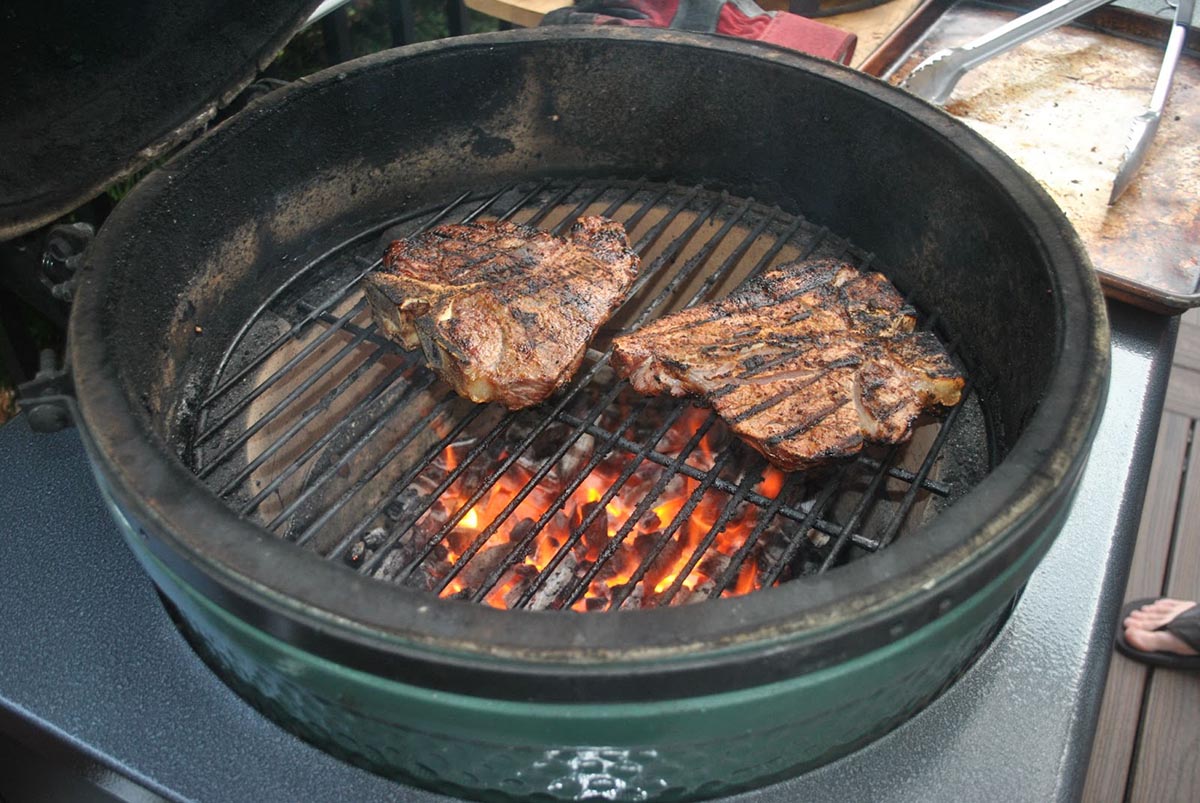 Big Green Egg Efficient Design