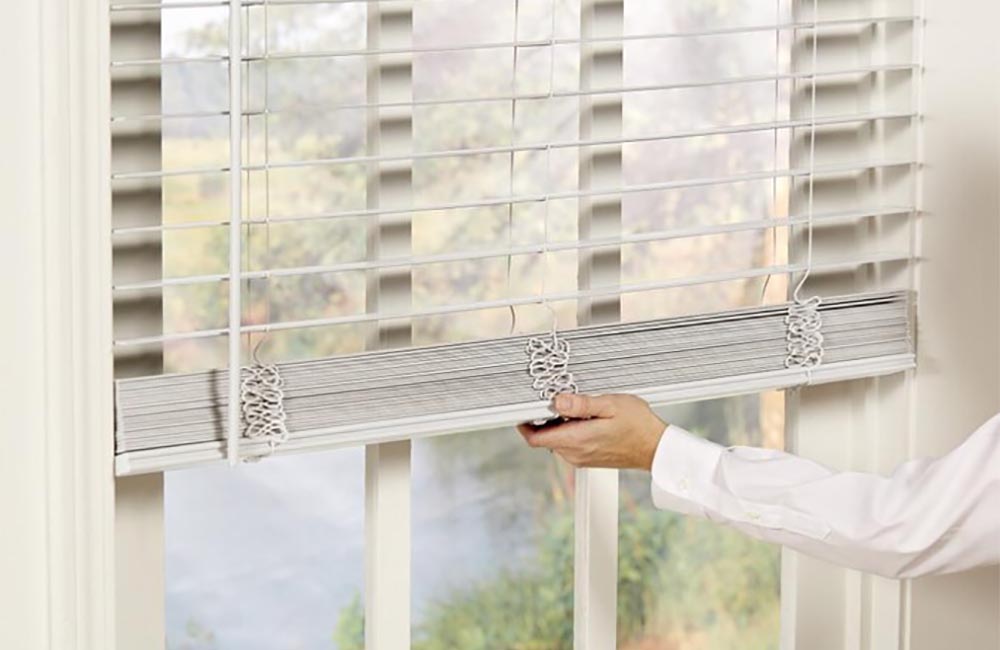 The Best Places to Buy Blinds Online Option: Lowe’s