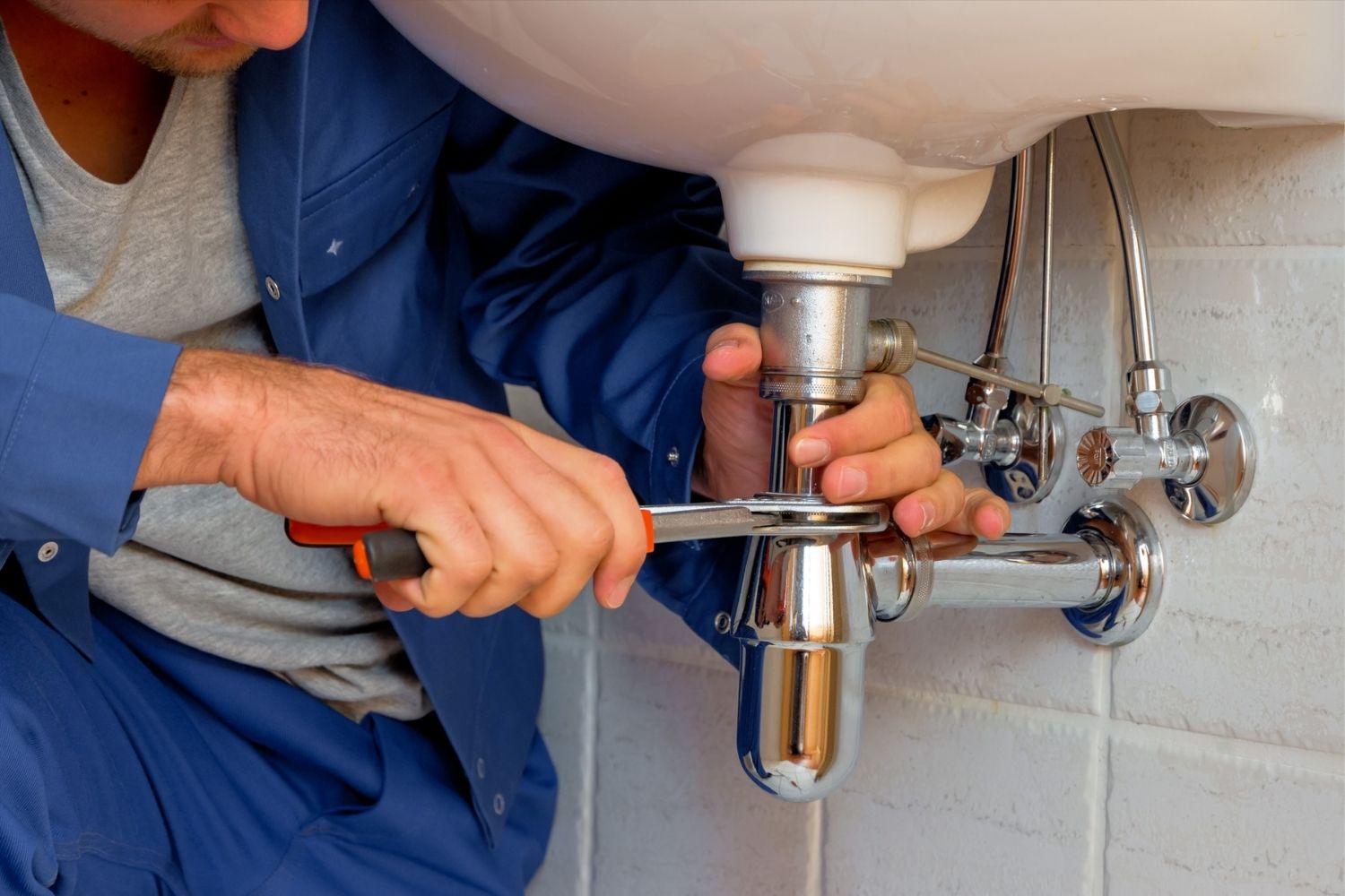 How Much Does a Plumber Cost