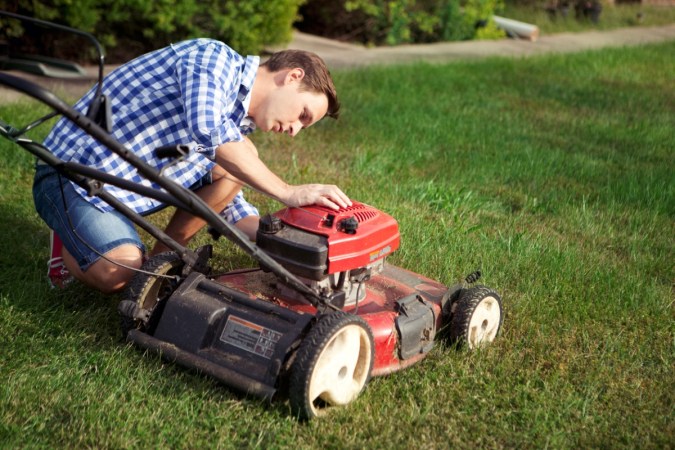 Lawn Mower Maintenance and Repair Tips: Our Best Advice