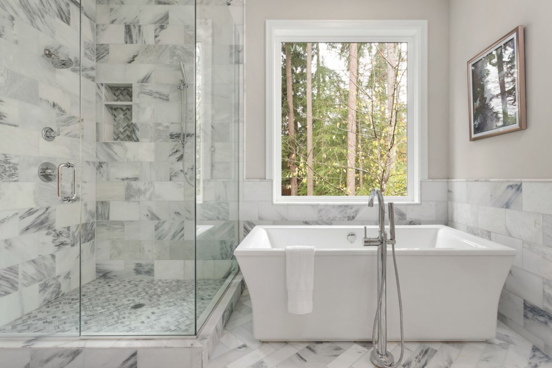 How Much Does It Cost to Replace a Bathtub? Breaking Down the Cost of