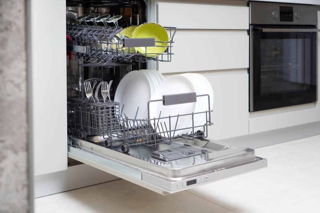 How Much Does Dishwasher Installation Cost? A Budgeting Guide (2023