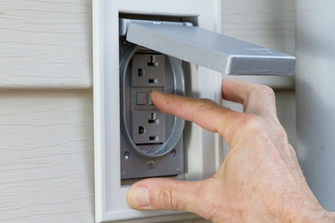 How Much Does a GFCI Outlet Cost to Install?