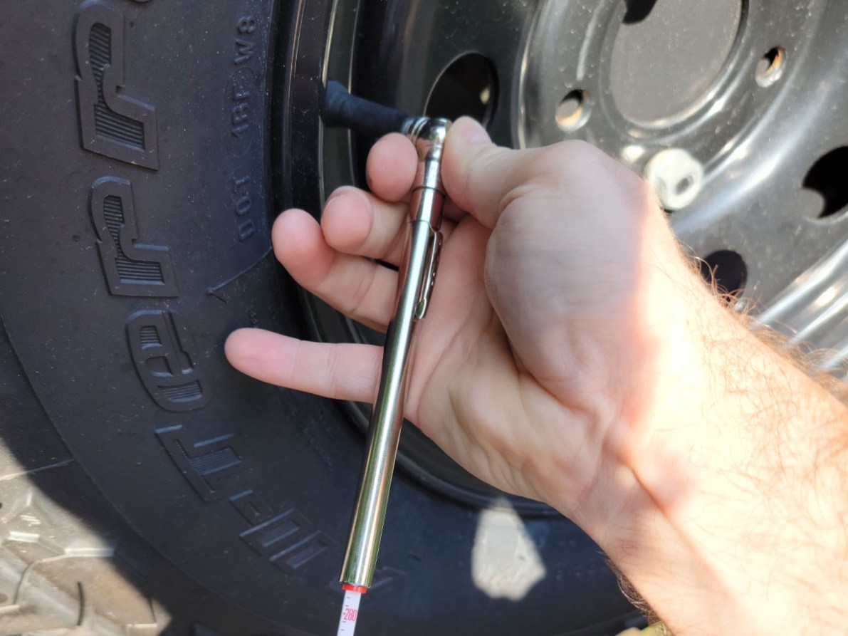 Milton Tire Pressure Gauge Review Does it Work? Tested by Bob Vila